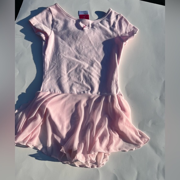 Light pink dance leotard size M - Picture 2 of 8